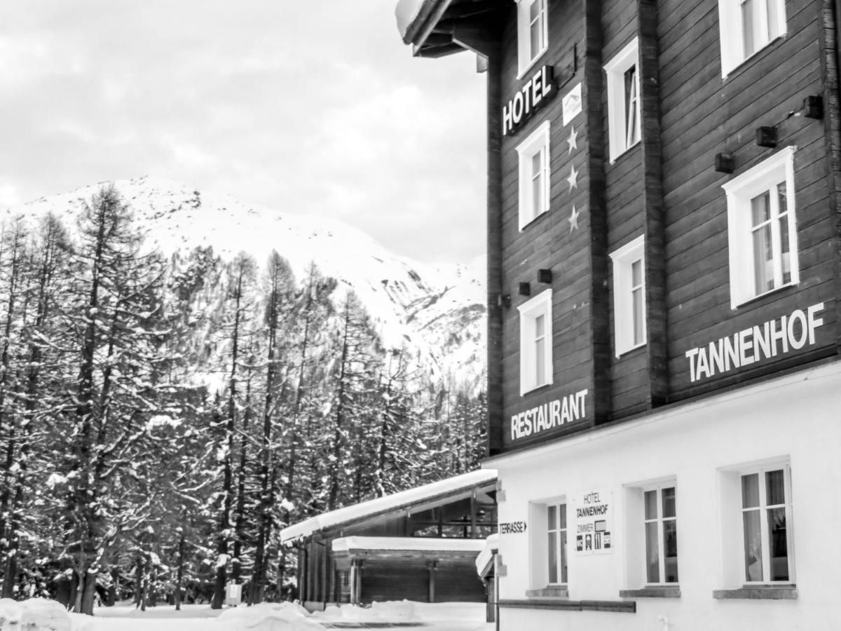 Hotel Tannenhof - Only Bed & Breakfast Обервальд Экстерьер фото